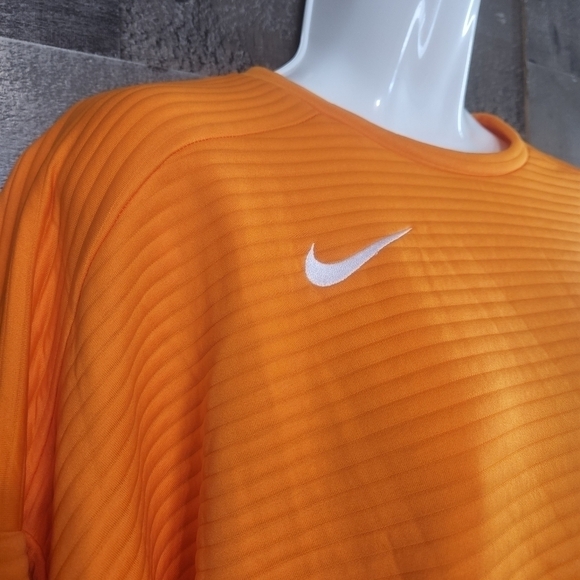 New Nike Dri-Fit Double Knit Crew Top Size Large - Picture 4 of 9